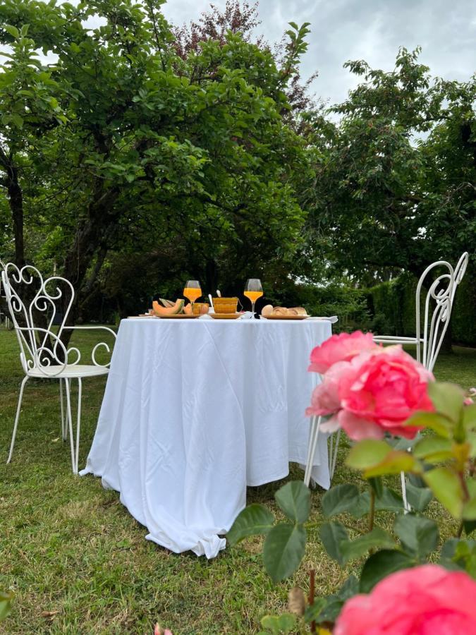 L'Escale Chambres Et Table D'Hotes Verdun-sur-le-Doubs Bagian luar foto