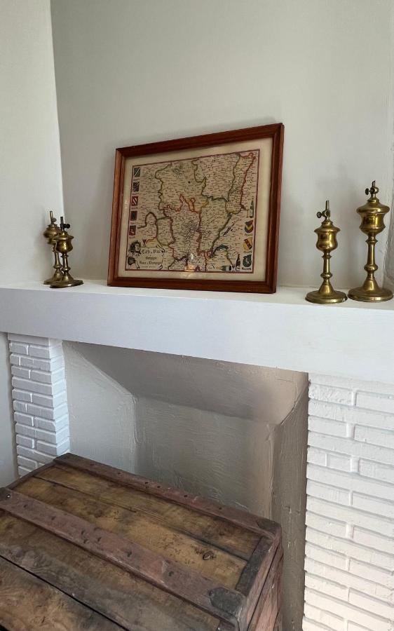 L'Escale Chambres Et Table D'Hotes Verdun-sur-le-Doubs Bagian luar foto