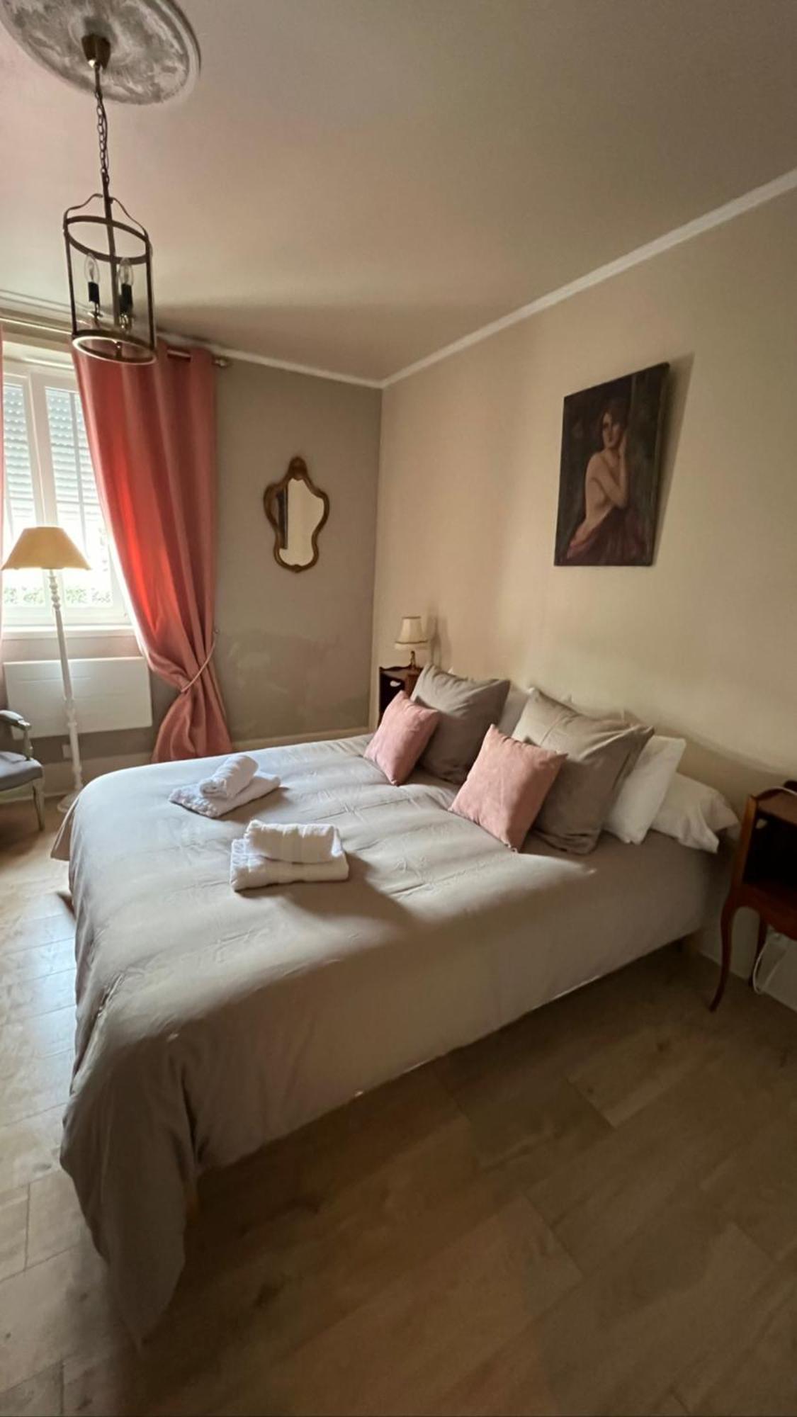 L'Escale Chambres Et Table D'Hotes Verdun-sur-le-Doubs Bagian luar foto